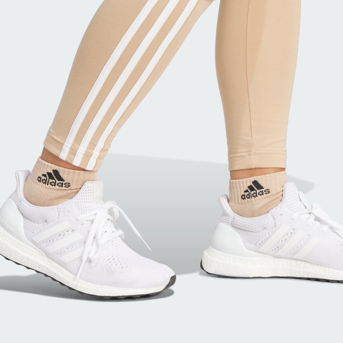 Adidas LOUNGEWEAR Essentials 3-Stripes Leggings. 6