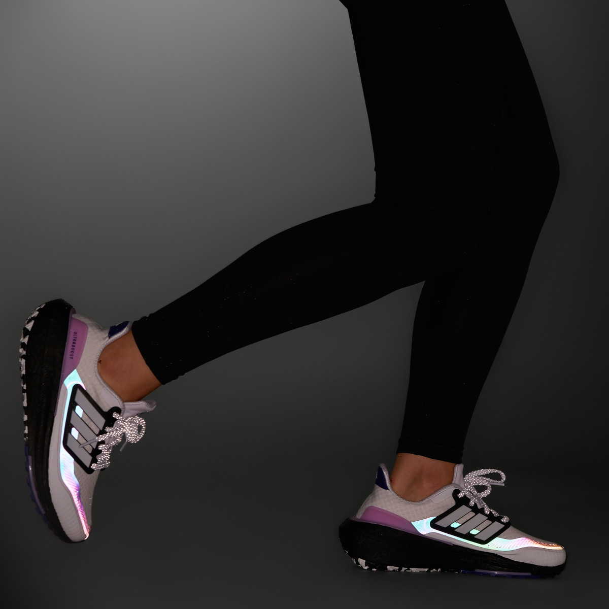 Adidas Ultraboost Light COLD.RDY 2.0 Ayakkabı. 7