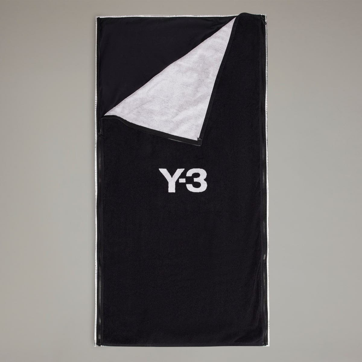 Adidas Y-3 Beach Towel Bag. 4