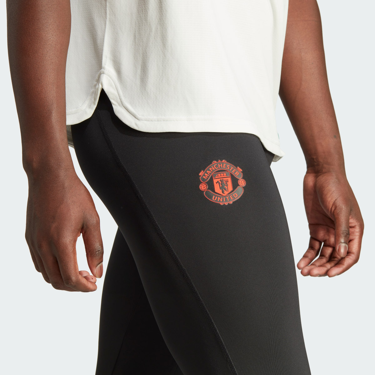 Adidas Manchester United Tiro 23 Pro Hose. 5