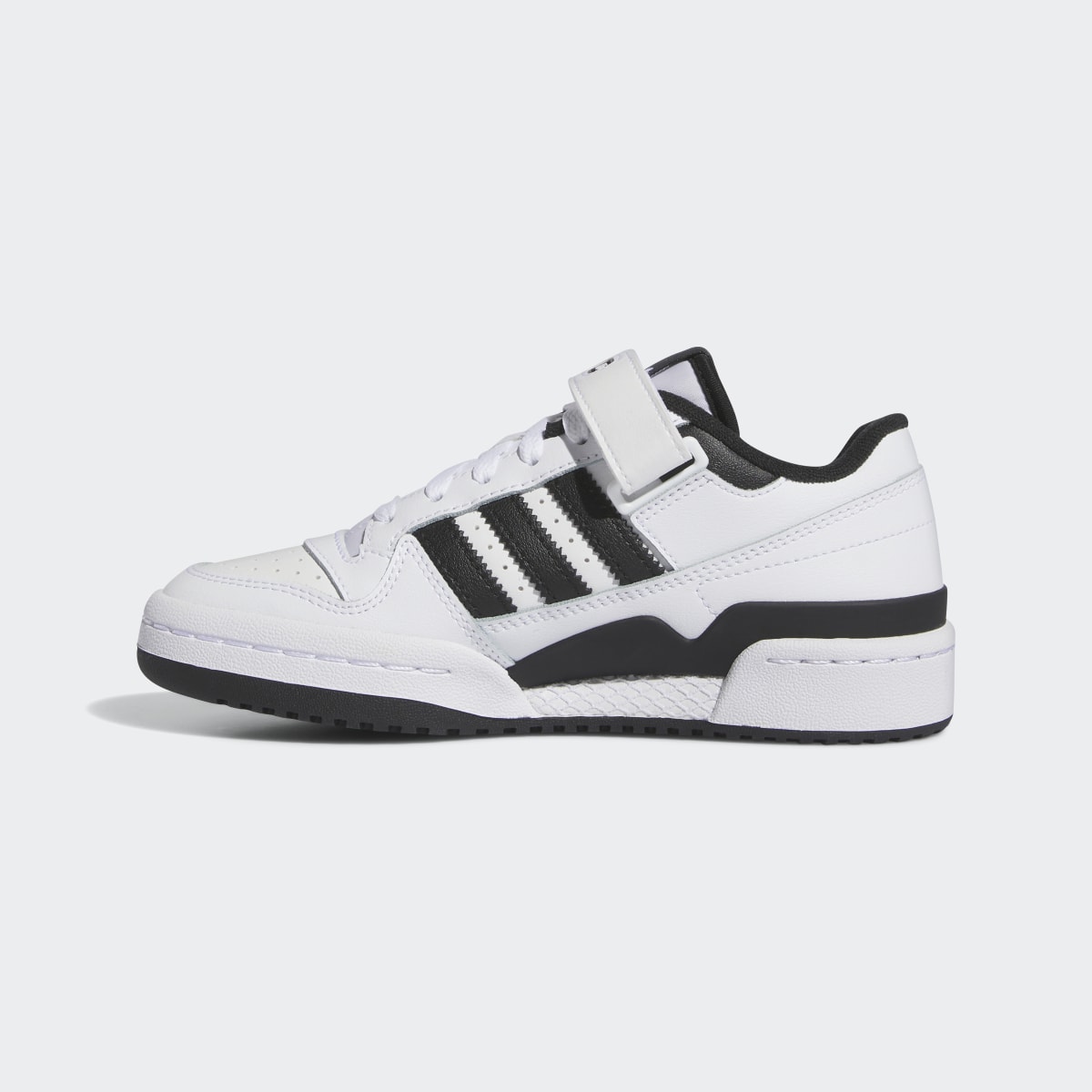 Adidas Chaussure Forum Low. 7