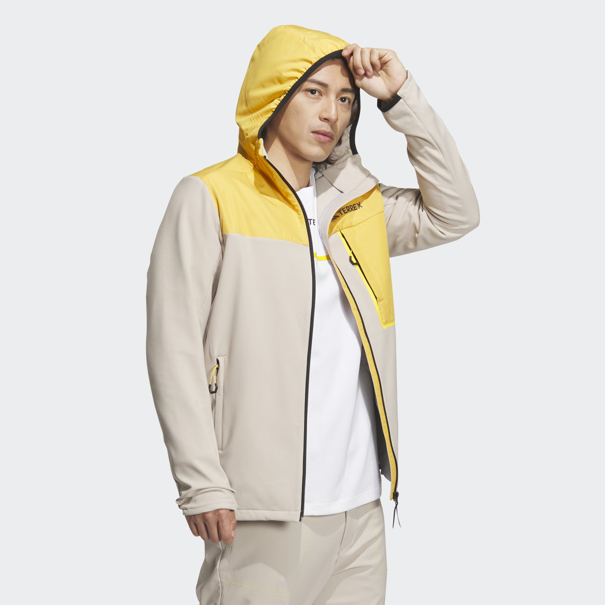 Adidas Chamarra National Geographic Soft Shell. 4