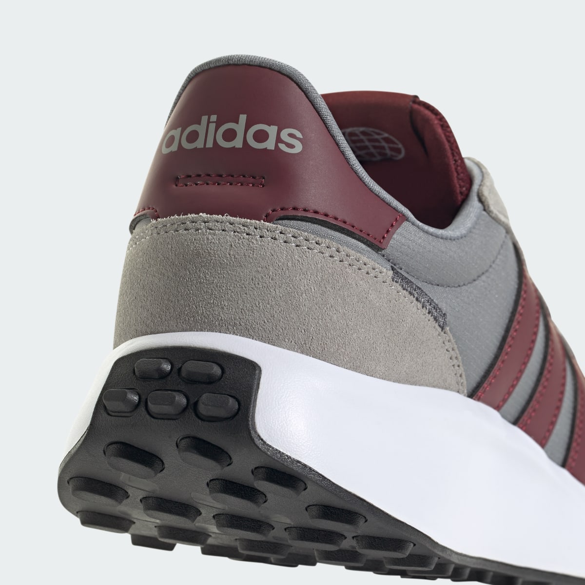 Adidas Run 70s Lifestyle Laufschuh. 10