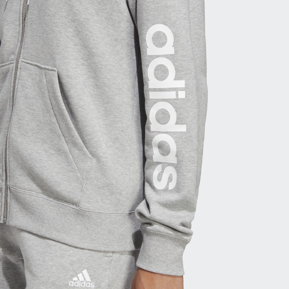 Adidas Chaqueta con capucha Essentials Linear French Terry. 7