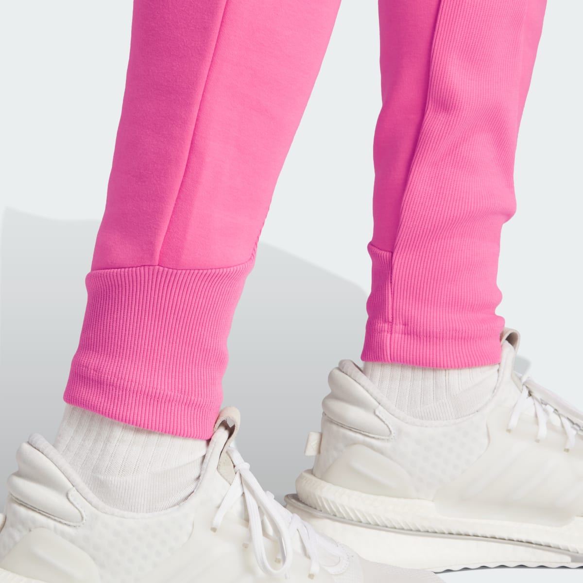 Adidas Spodnie Z.N.E. Premium. 6