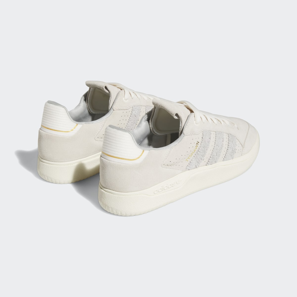 Adidas Chaussure Tyshawn Low. 6