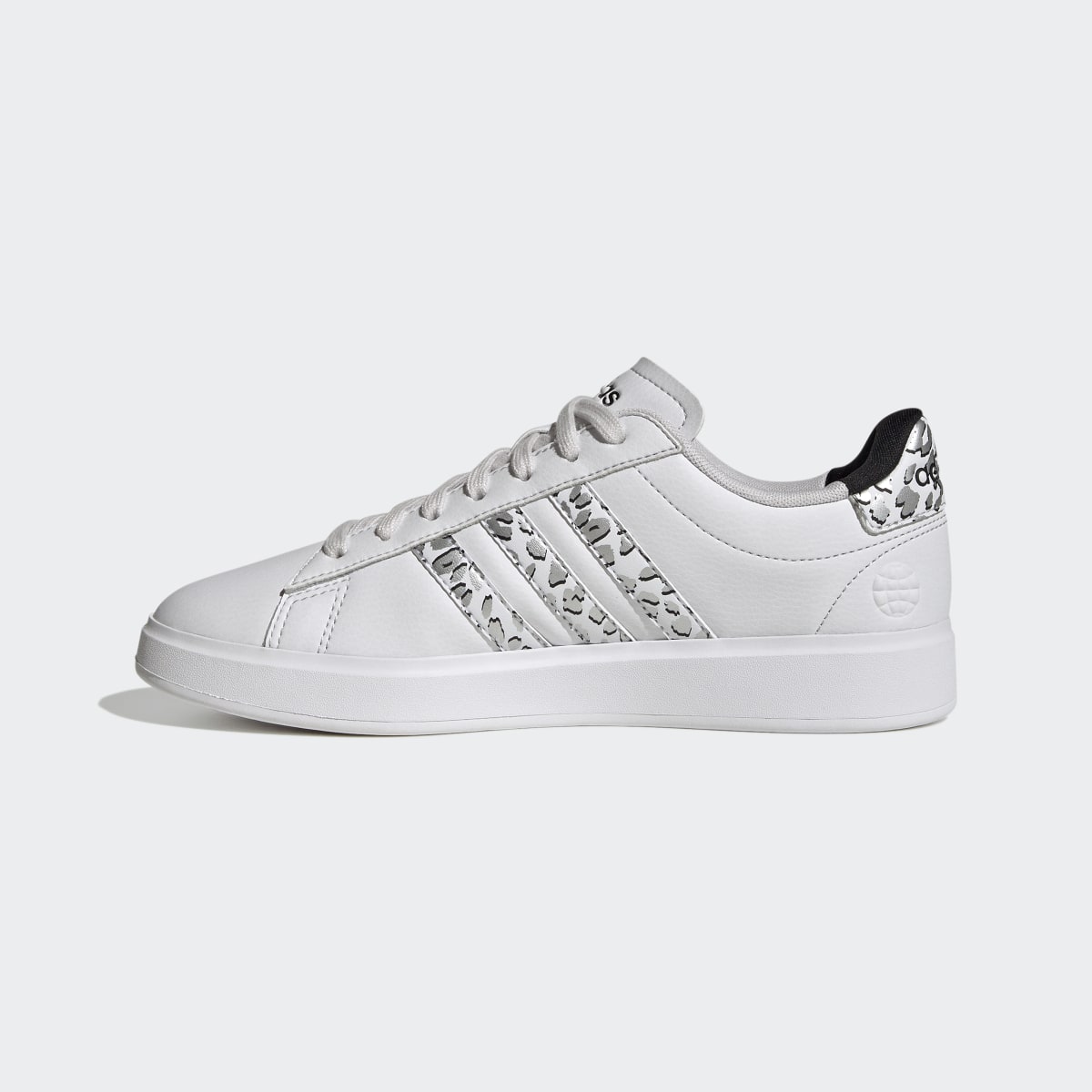 Adidas Grand Court Cloudfoam Lifestyle Court Comfort Style Schuh. 7