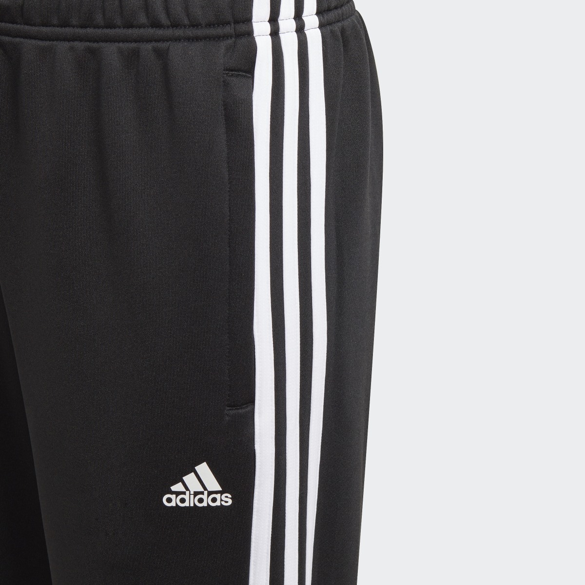 Adidas Designed 2 Move 3-Streifen Hose. 4