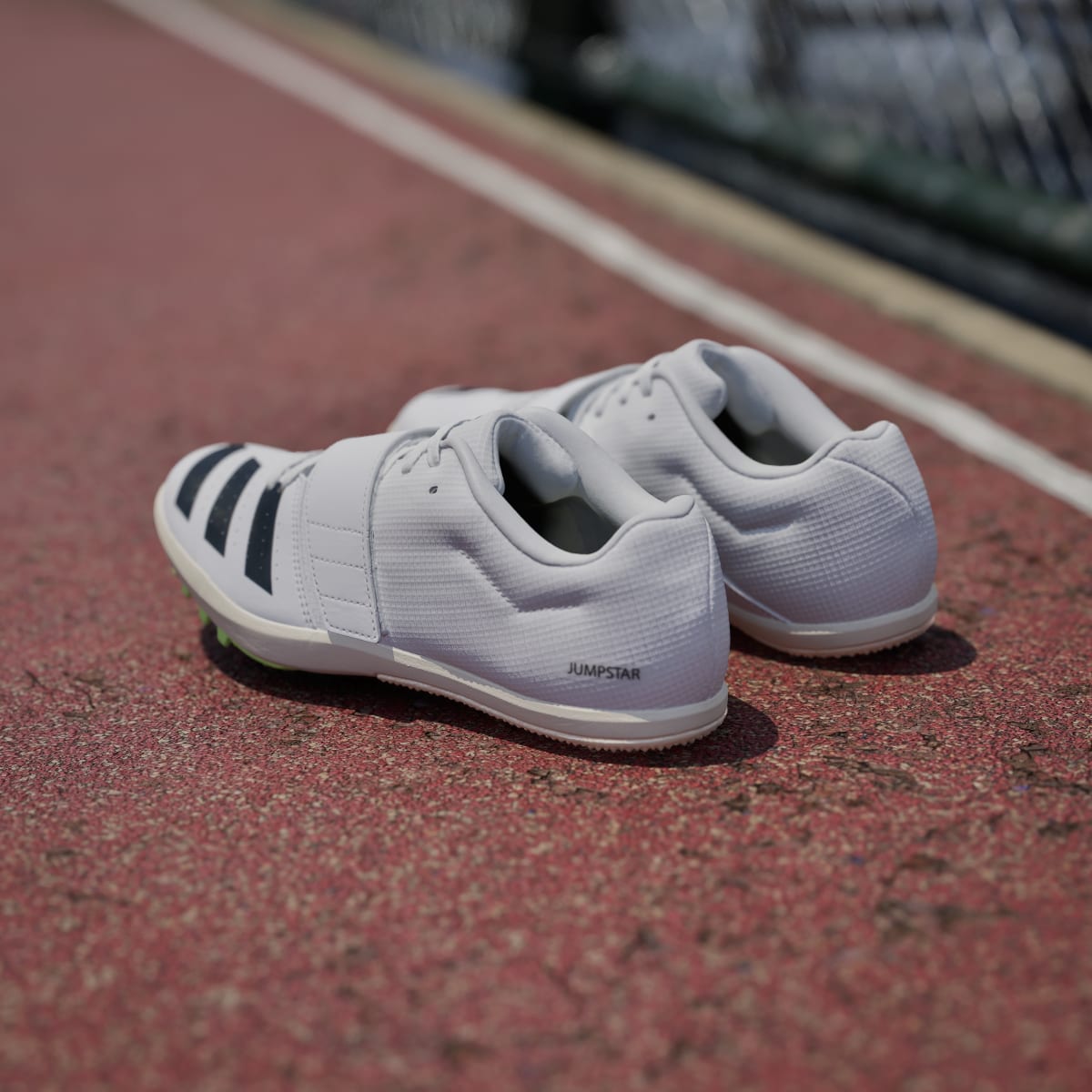 Adidas Scarpe da atletica Jumpstar. 5