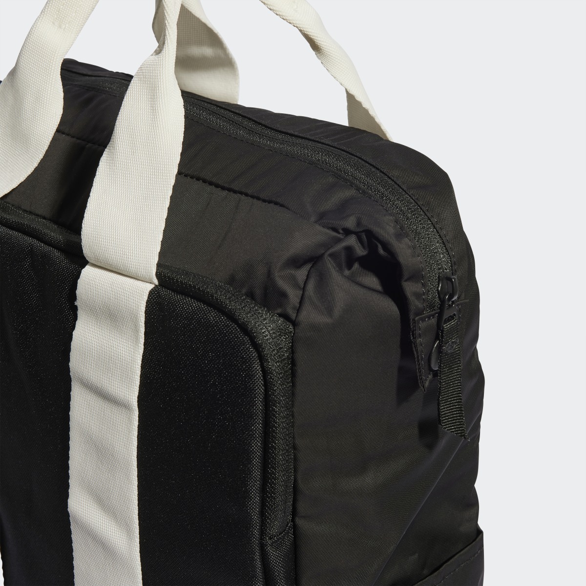 Adidas Classic Cinched Backpack Medium. 6