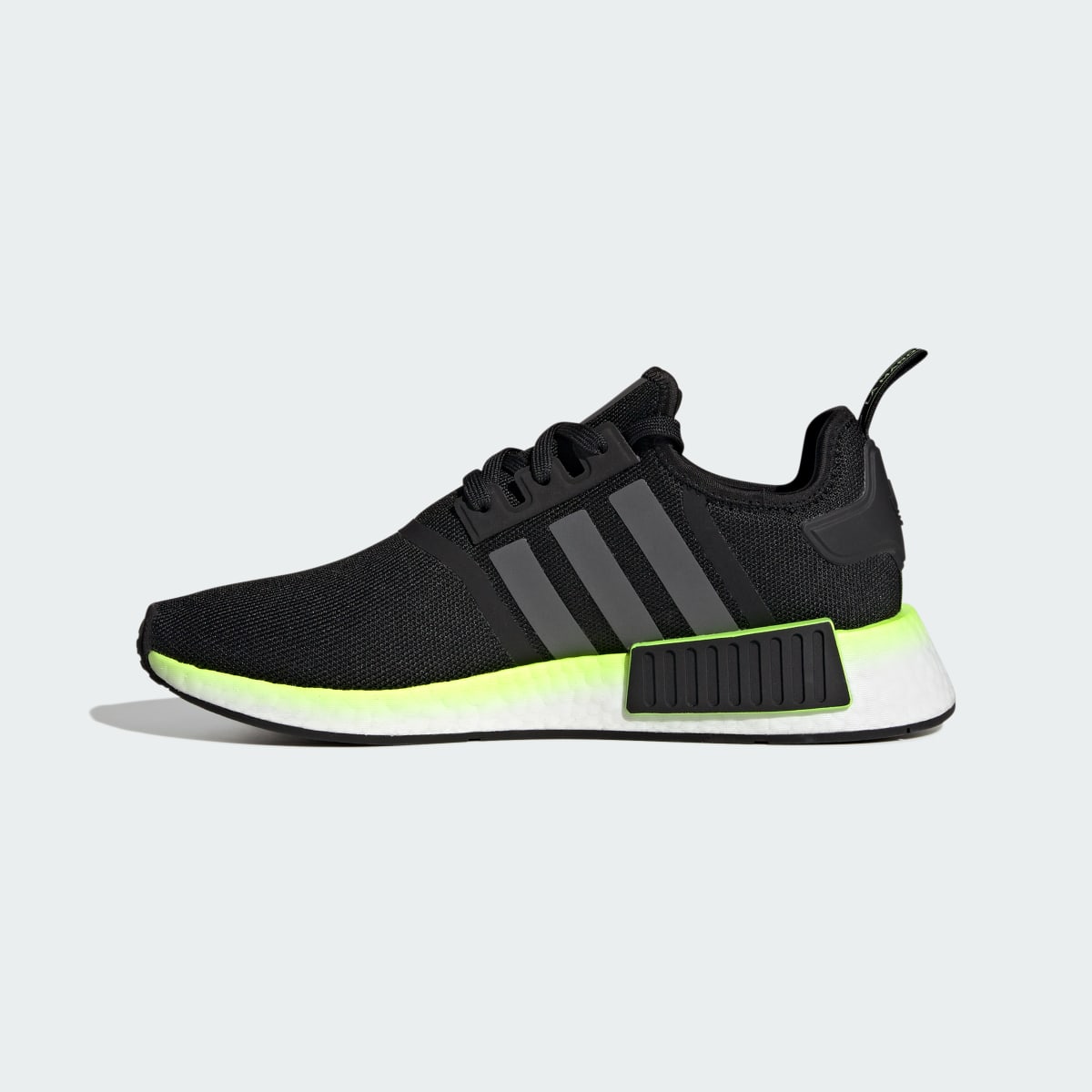 Adidas NMD_R1. 9