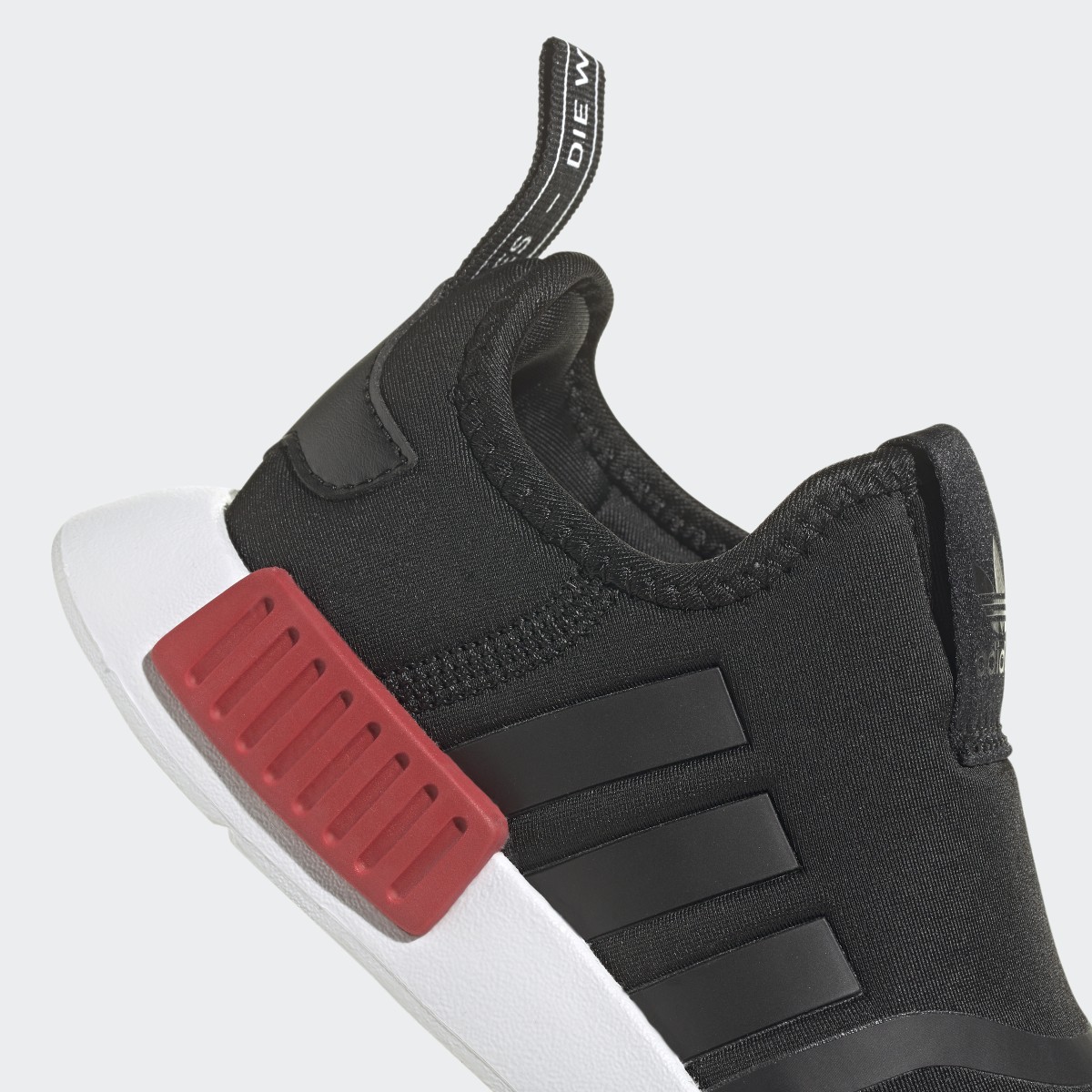 Adidas Chaussure NMD 360. 9