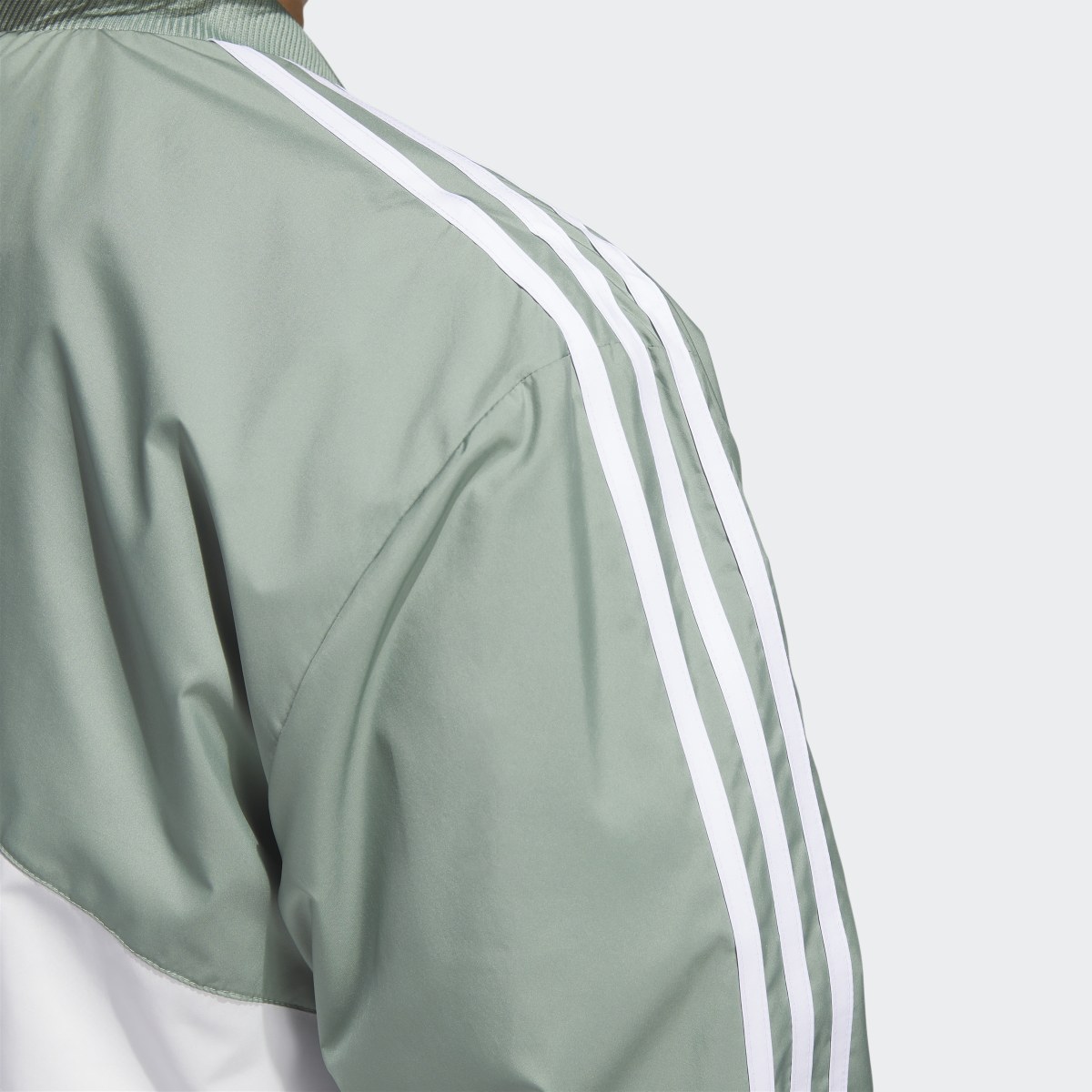 Adidas Chaqueta Swirl Woven. 8