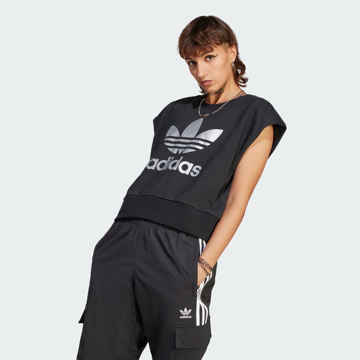 Adidas Big Logo Kapüşonlu Üst. 4