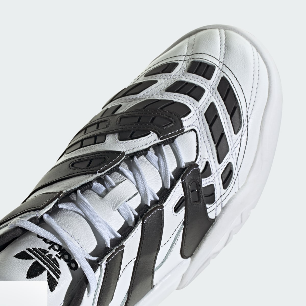 Adidas Chaussure Predator XLG. 9