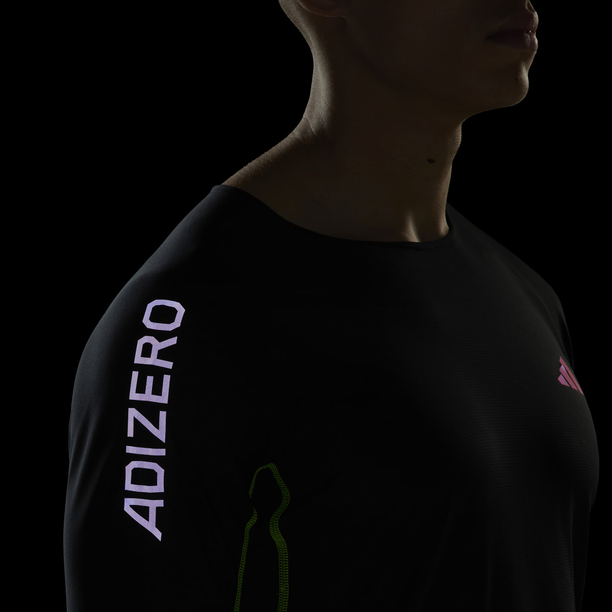 Adidas T-shirt manches longues de running Adizero. 6