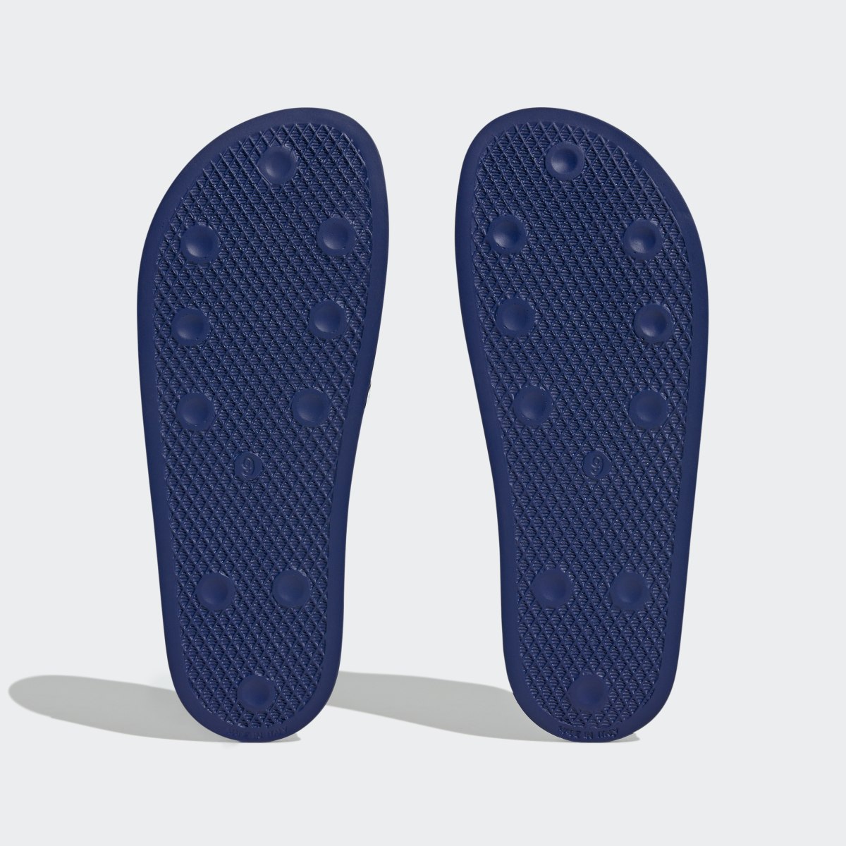 Adidas Claquette Adilette. 4