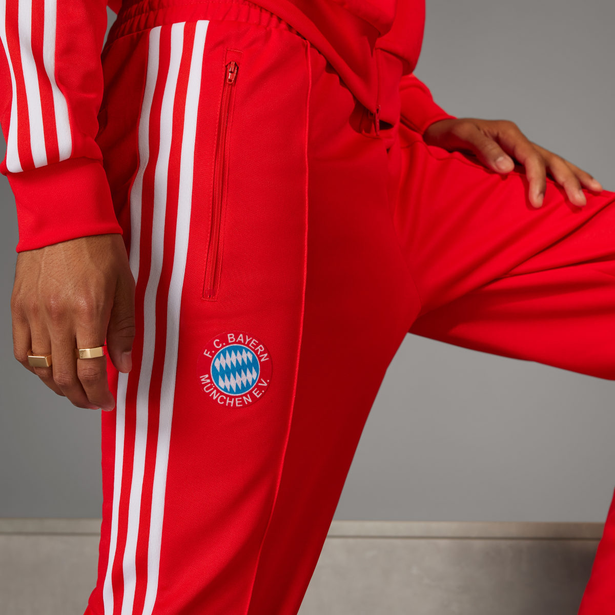 Adidas Pantalon de survêtement FC Bayern Beckenbauer. 6