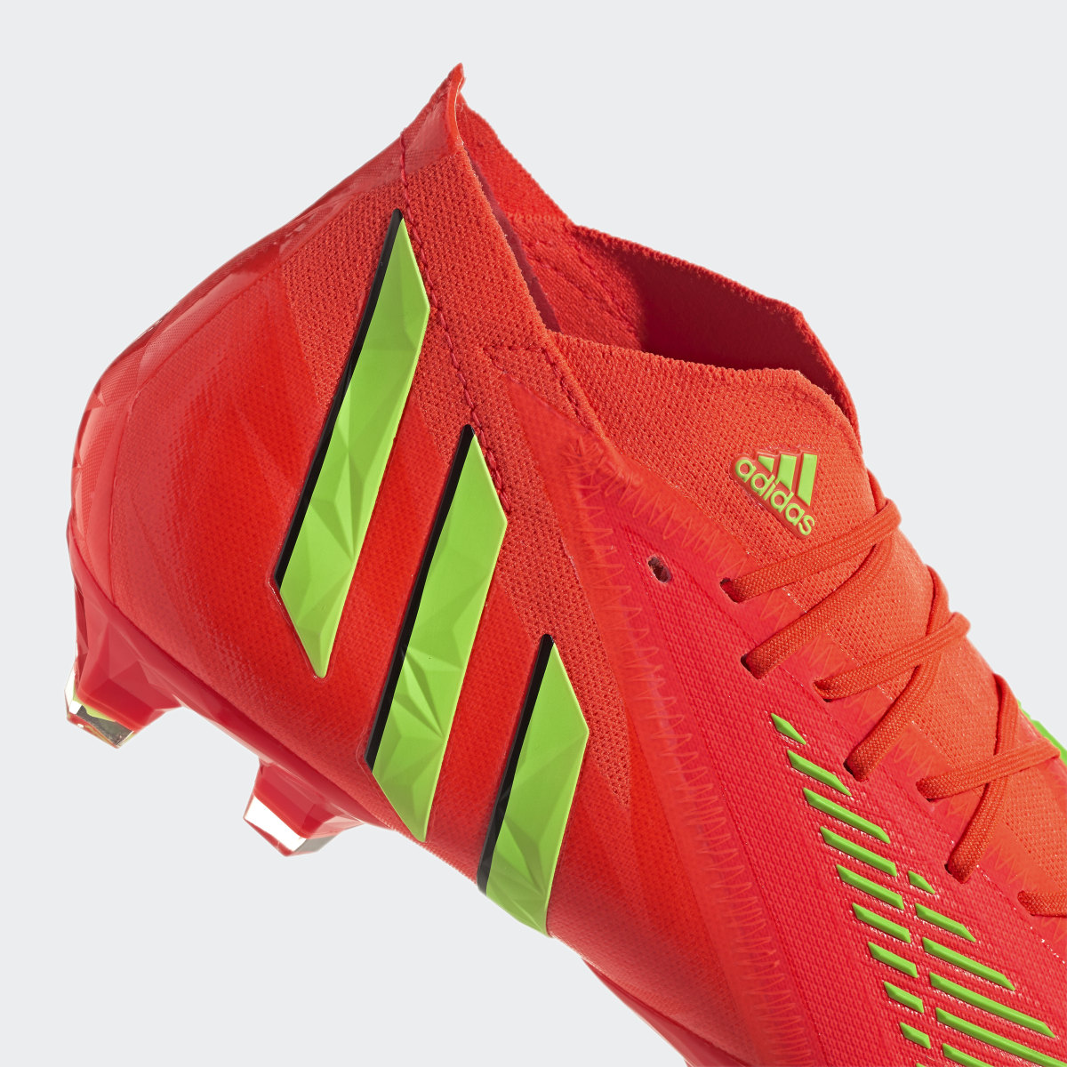 Adidas Calzado de Fútbol Predator Edge.1 Terreno Firme. 15