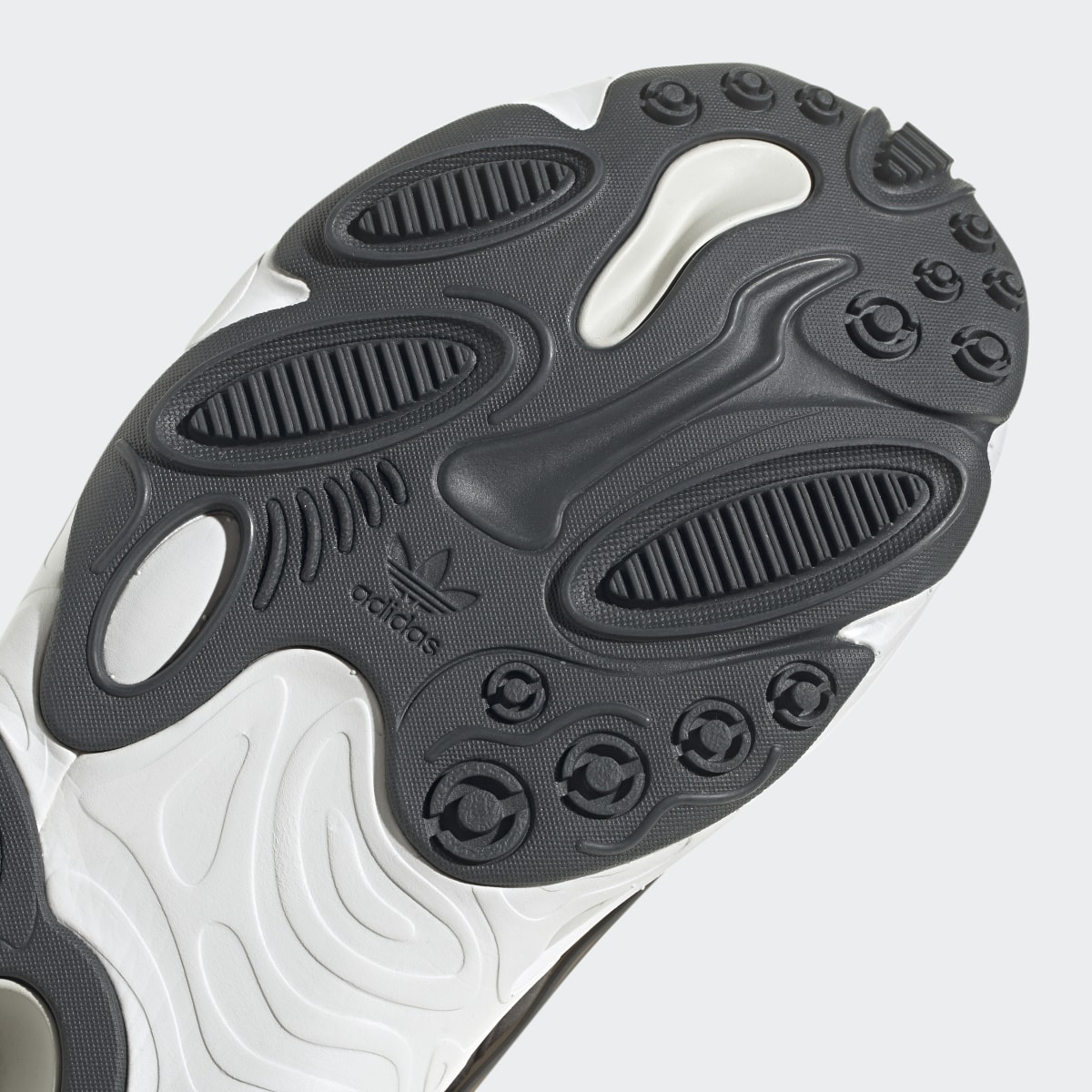Adidas OZNOVA Schuh. 10