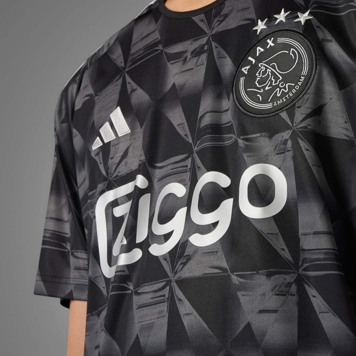 Adidas Ajax 23/24 Ausweichtrikot. 7