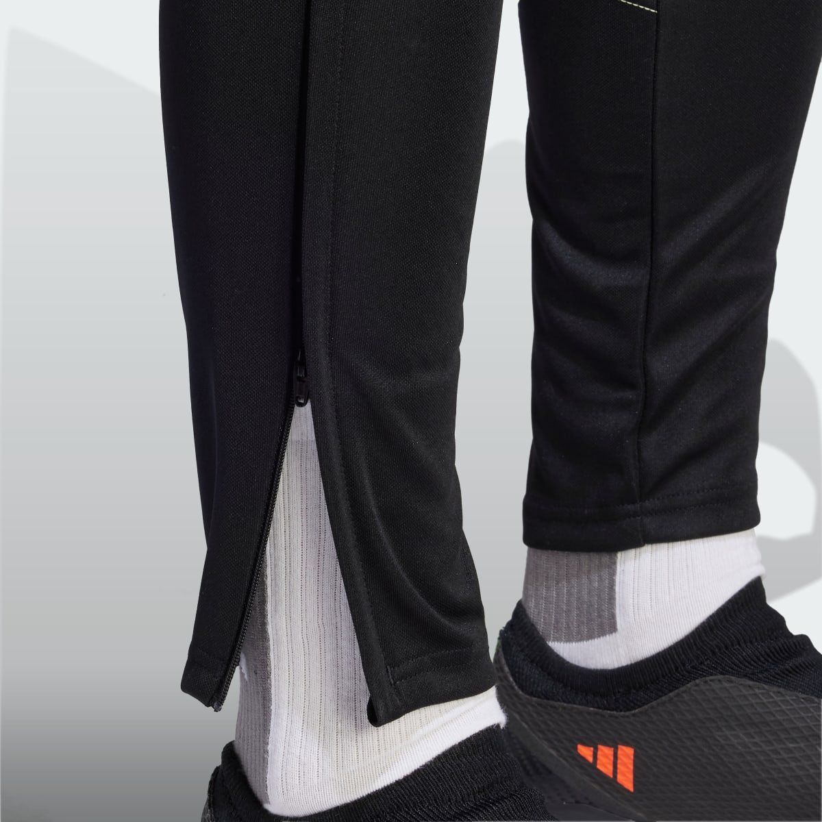 Adidas Pantalon d'entraînement Tiro 23 Club. 6