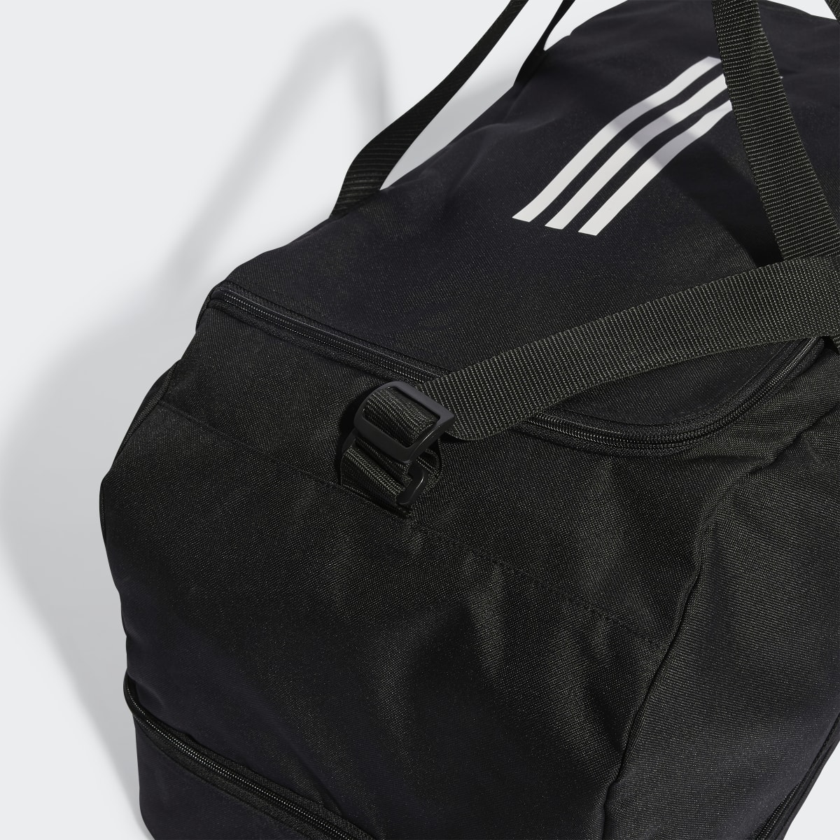 Adidas Bolsa de deporte grande Tiro League. 7