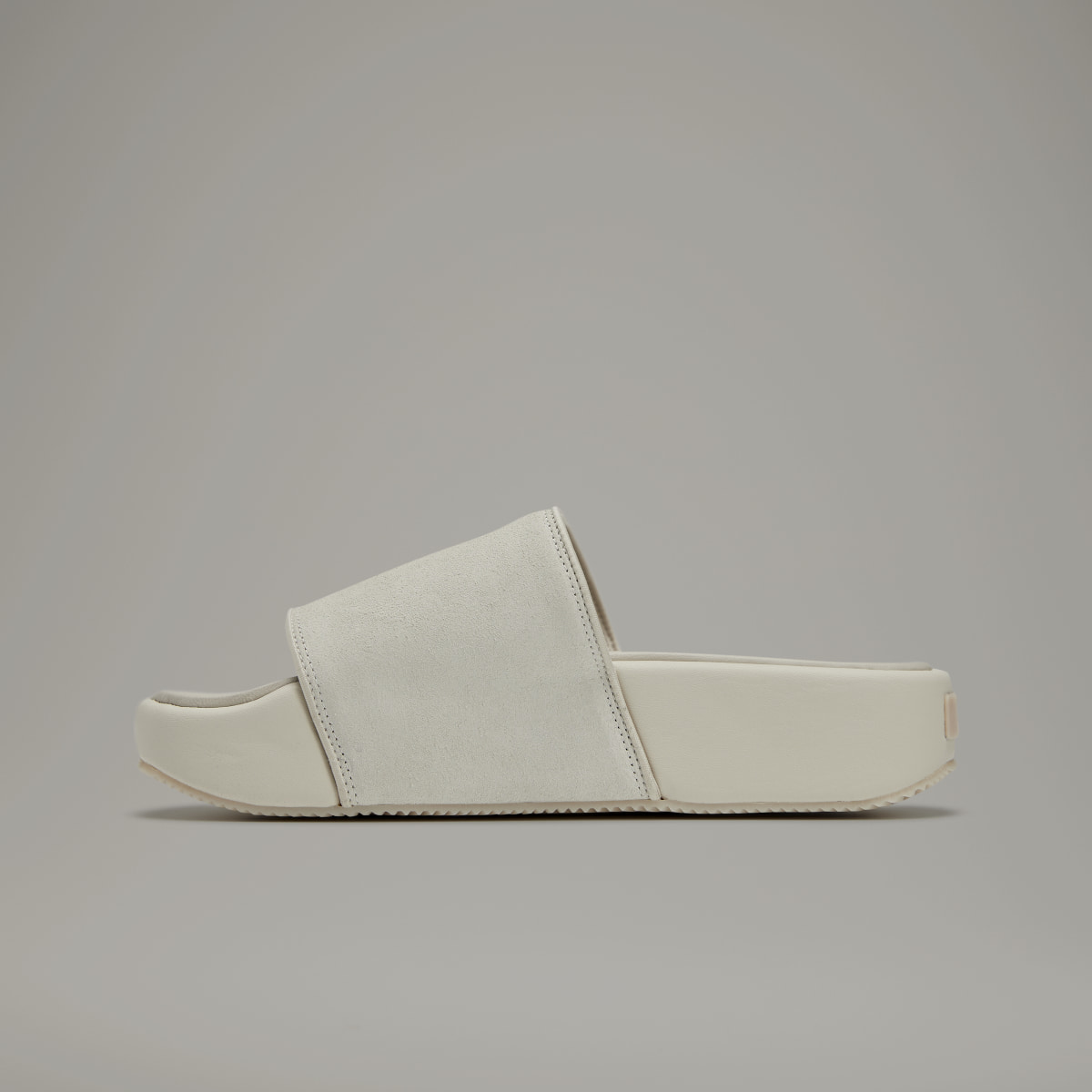 Adidas Y-3 SLIDE. 10