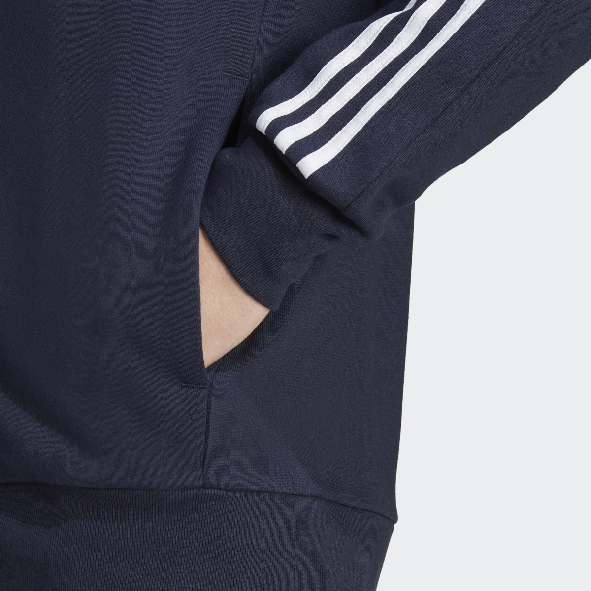 Adidas Chaqueta con capucha Essentials French Terry 3 bandas. 7