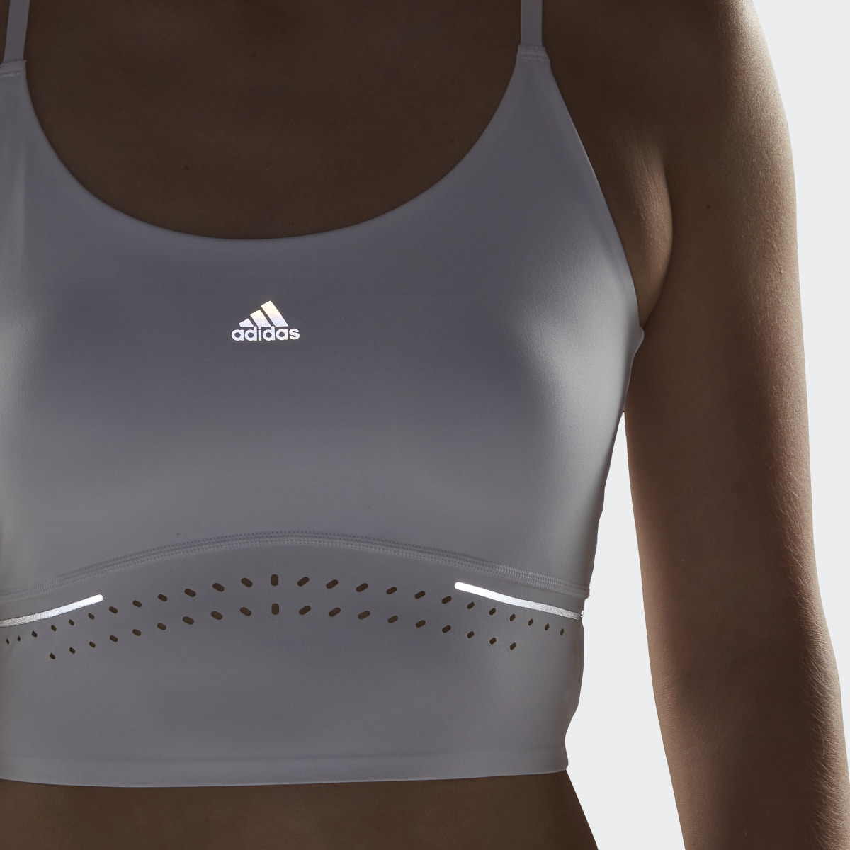 Adidas HIIT 45 Seconds Crop Tanktop. 7