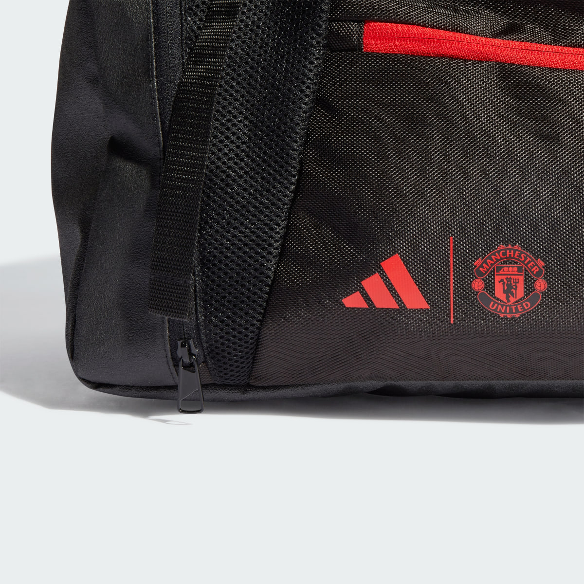 Adidas Bolsa de deporte Manchester United. 6