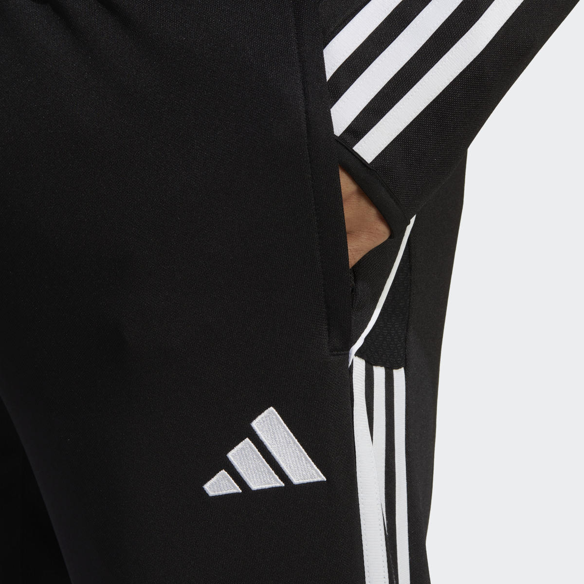 Adidas Pantalón entrenamiento Tiro 23 League. 6