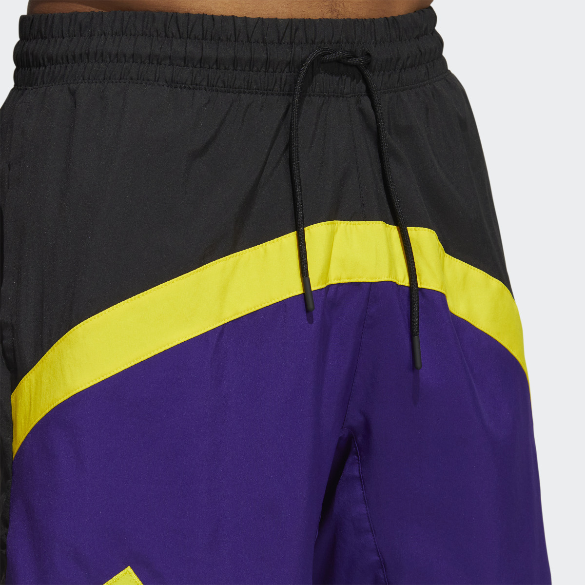 Adidas Shorts de Básquet Galaxy. 6