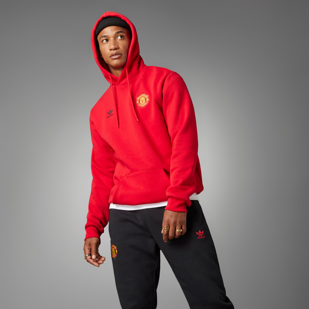 Adidas Manchester United Essentials Trefoil Pants. 8