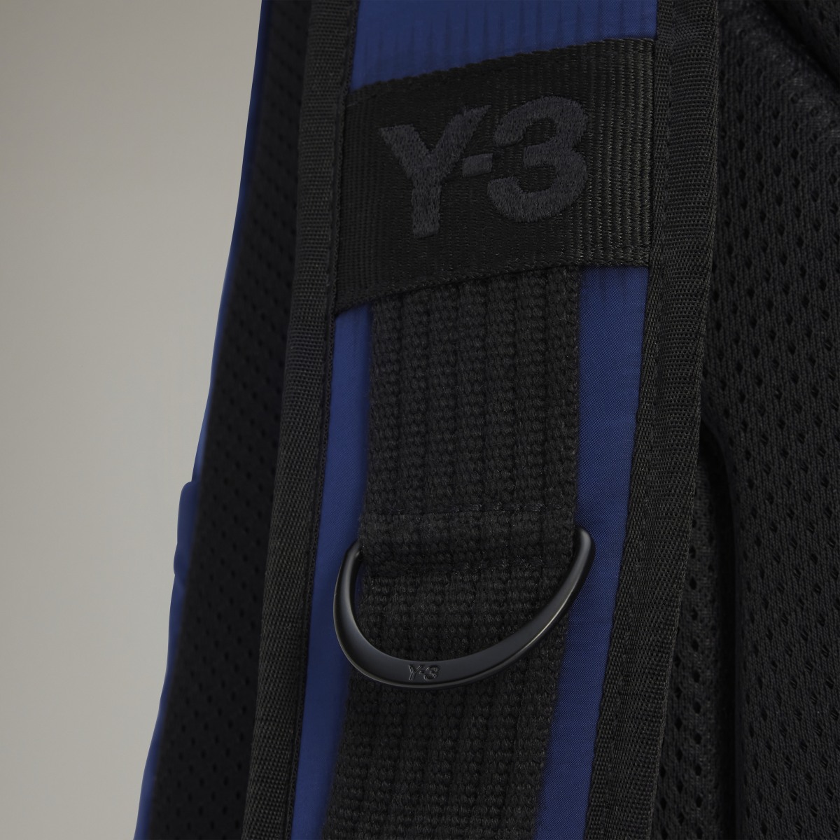 Adidas Y-3 TECH BP. 6