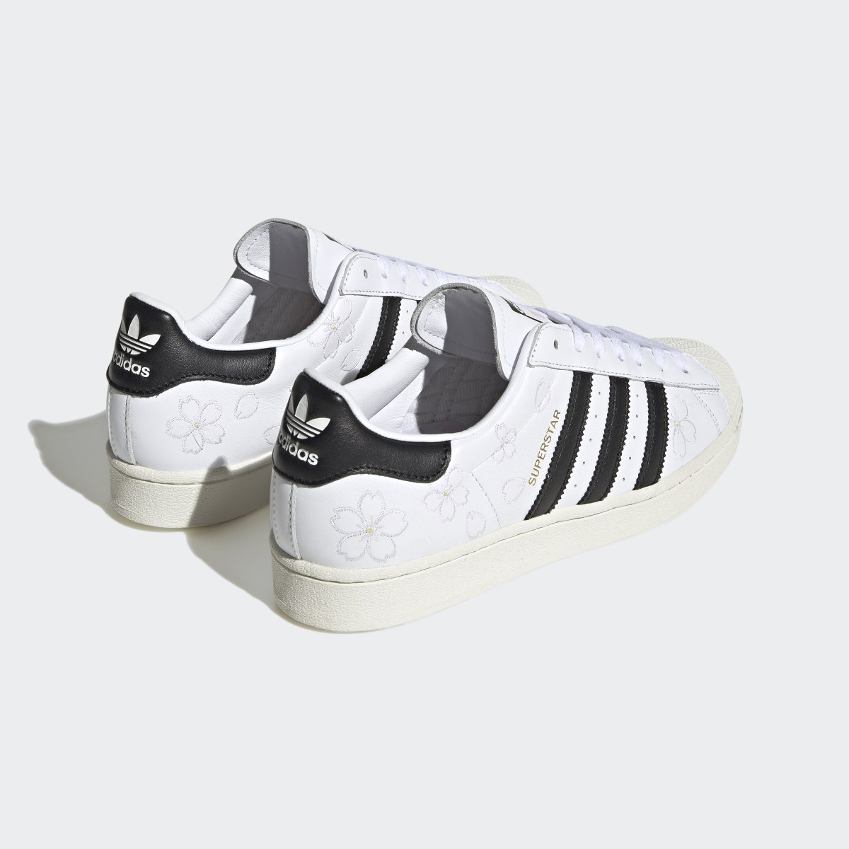 Adidas Chaussure Superstar Hanami. 11