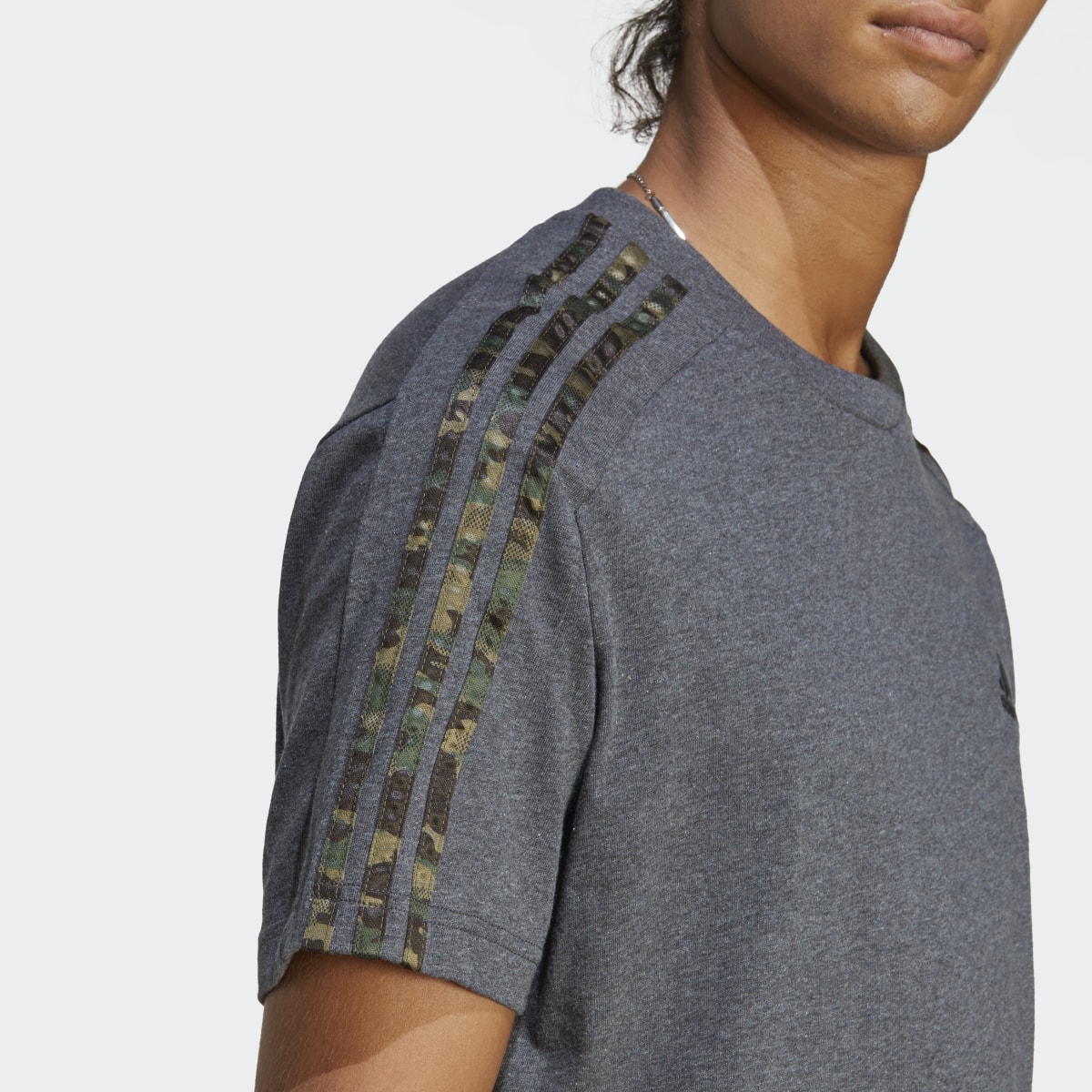 Adidas Essentials Single Jersey 3-Streifen T-Shirt. 7
