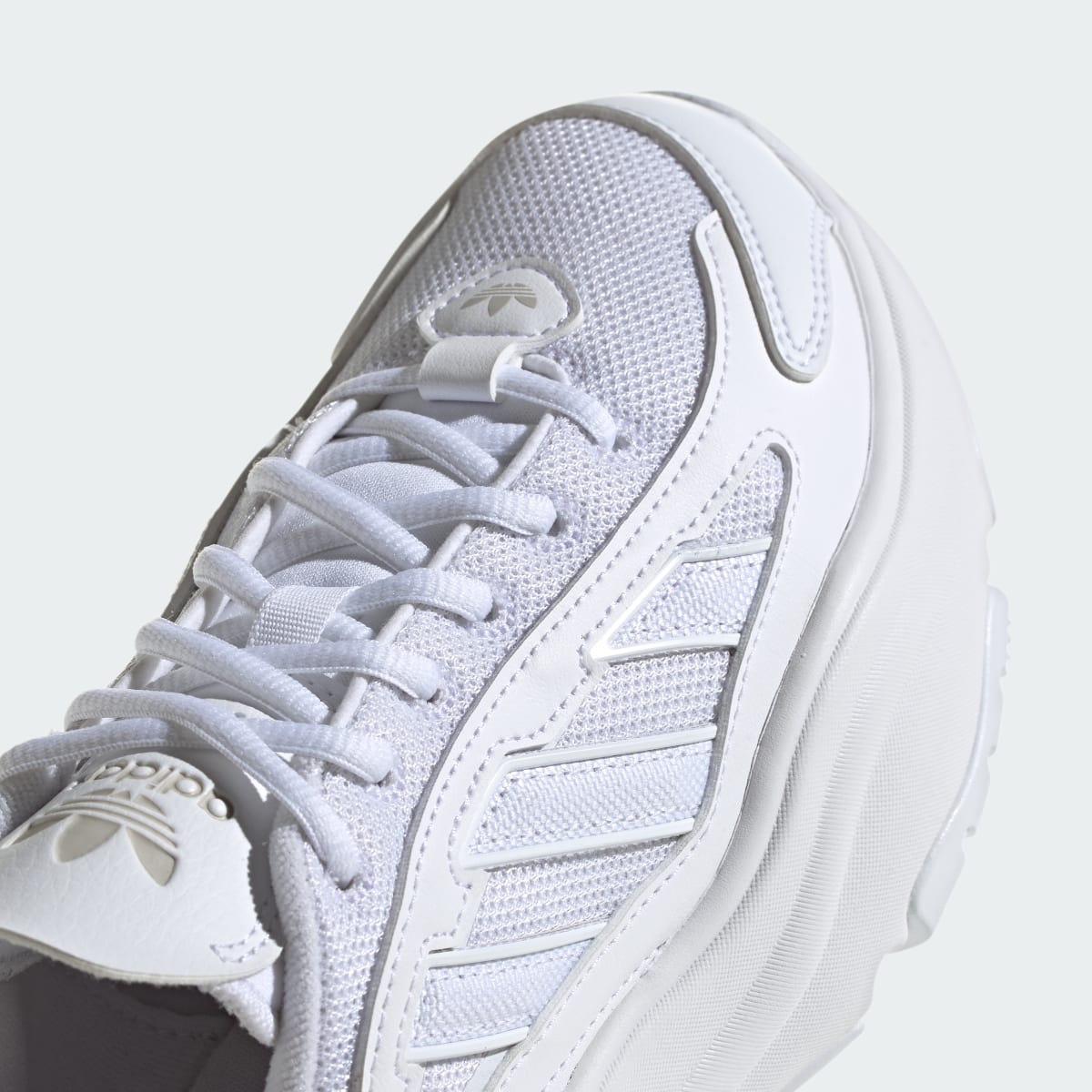 Adidas Chaussure Ozgaia. 10