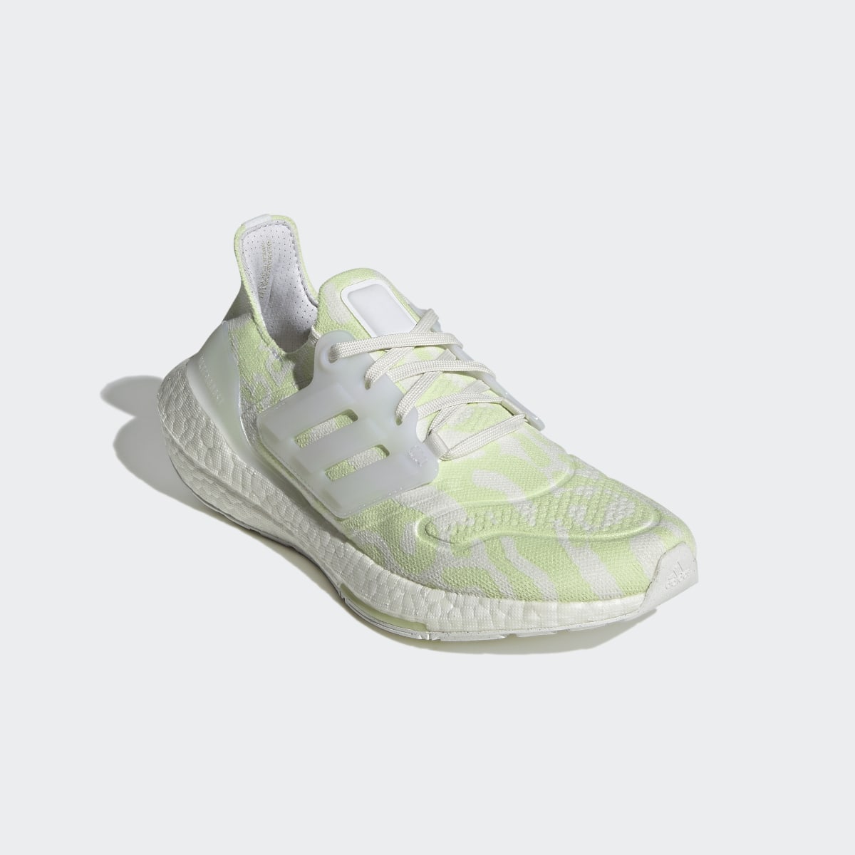 Adidas ULTRABOOST 22 SHOES. 6