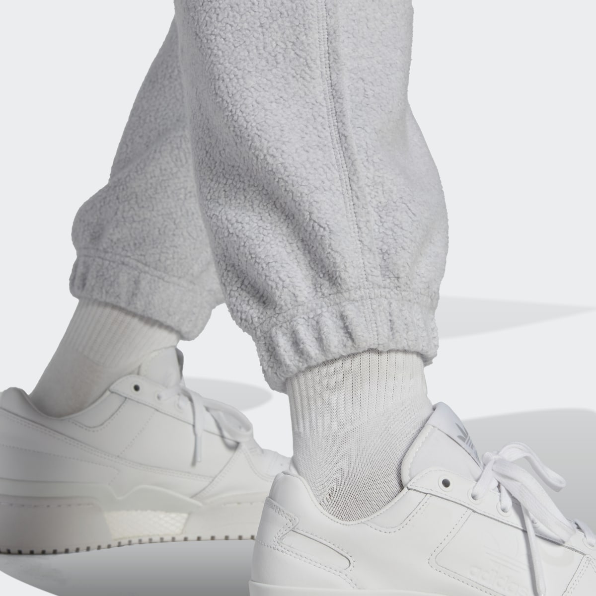 Adidas Pantalon de survêtement Loungewear. 6