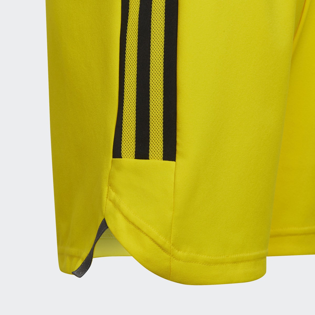 Adidas Condivo 22 Match Day Shorts. 4