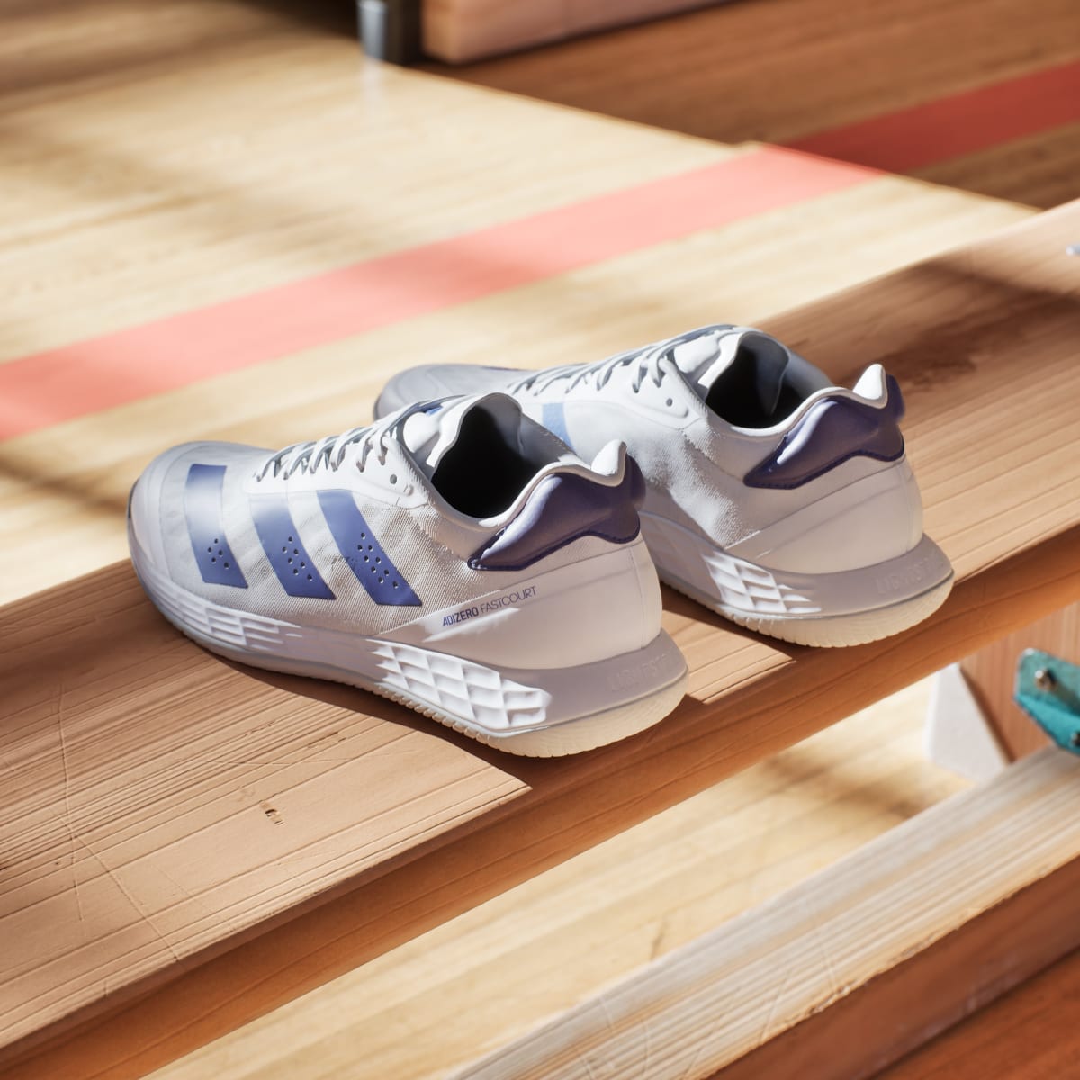 Adidas Adizero Fastcourt Schuh. 5