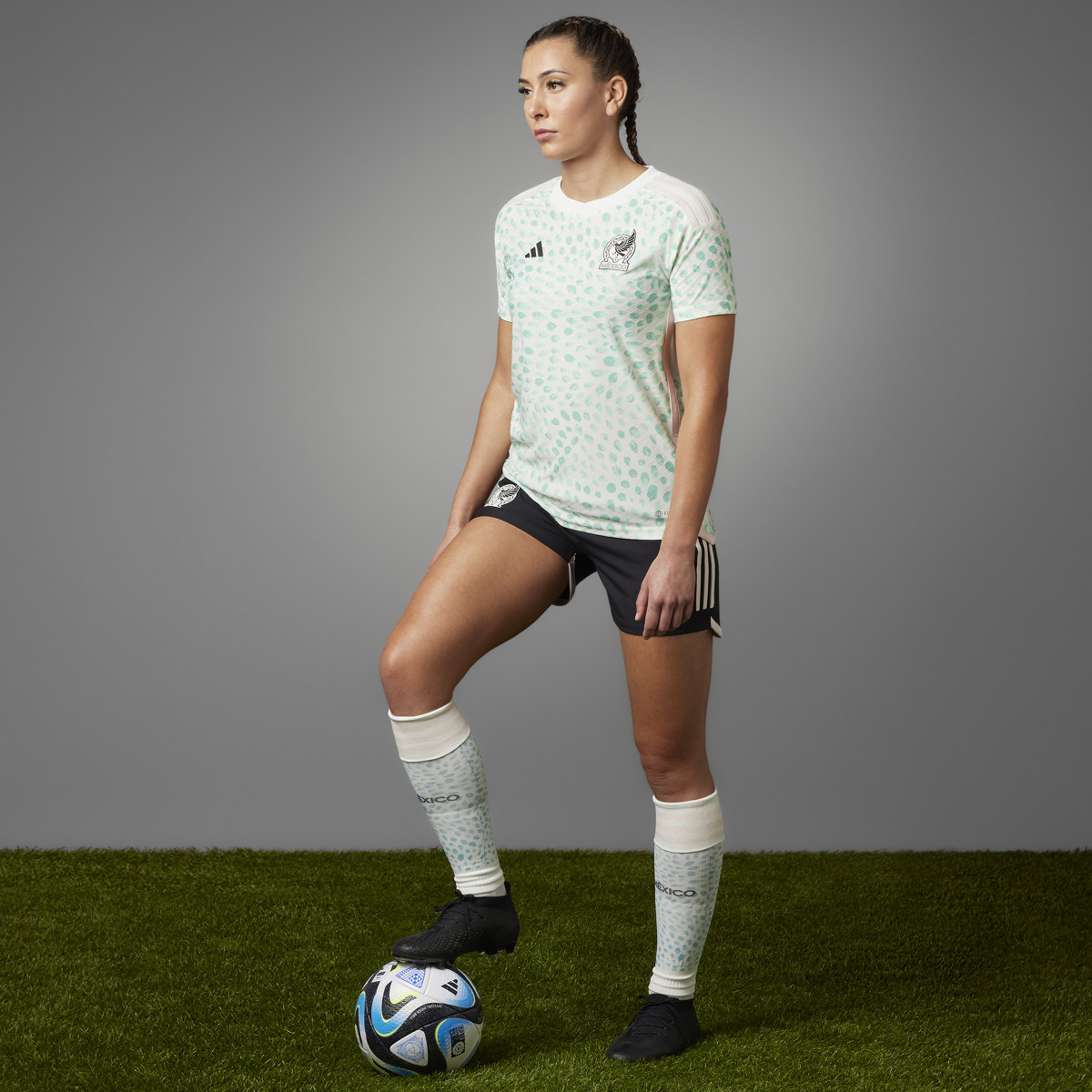 Adidas Jersey Visitante Versión Jugadora Selección Nacional de México Femenil 2023. 4