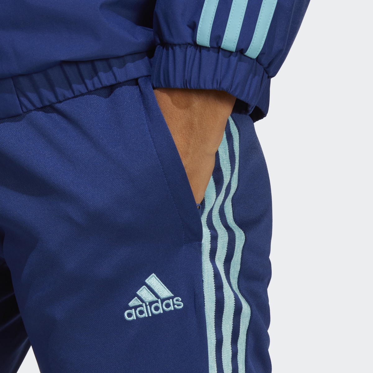 Adidas Pantalon Tiro. 5