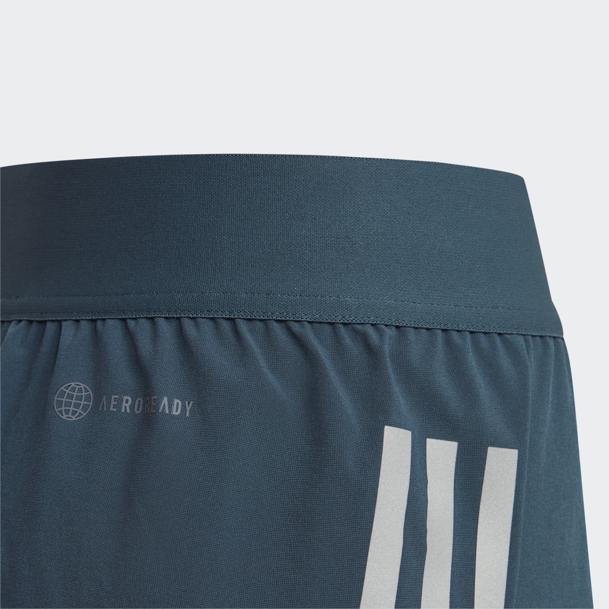 Adidas Short en toile Two-In-One AEROREADY. 7