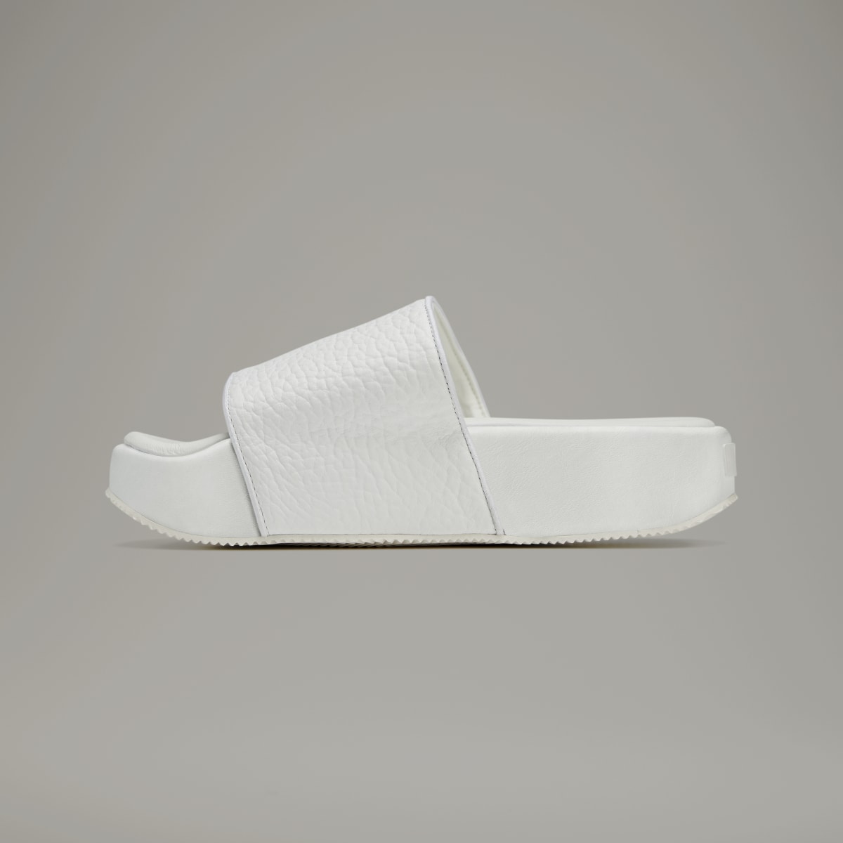 Adidas Y-3 Slides. 8