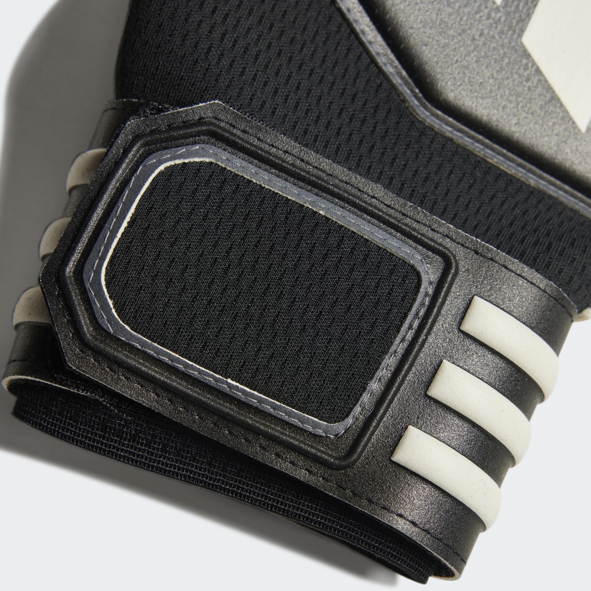 Adidas Tiro League Goalkeeper Gloves. 5