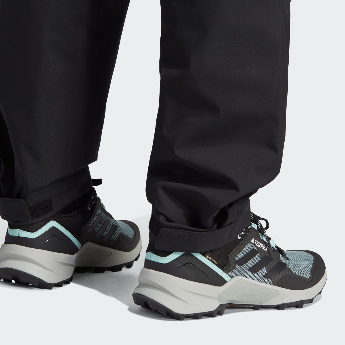 Adidas Pantaloni impermeabili Terrex Multi RAIN.RDY 2-Layer. 9