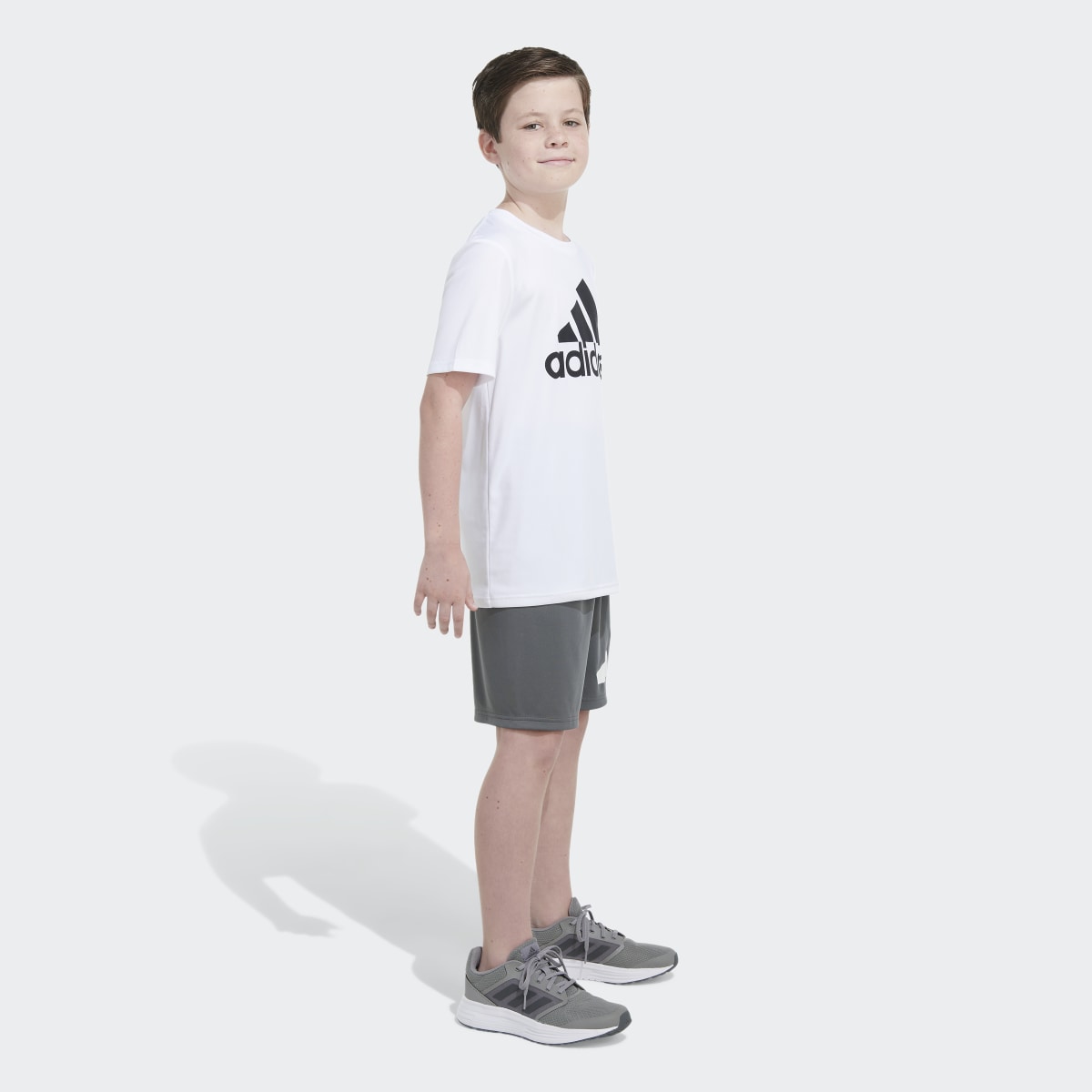Adidas Essentials Side Logo Shorts. 6