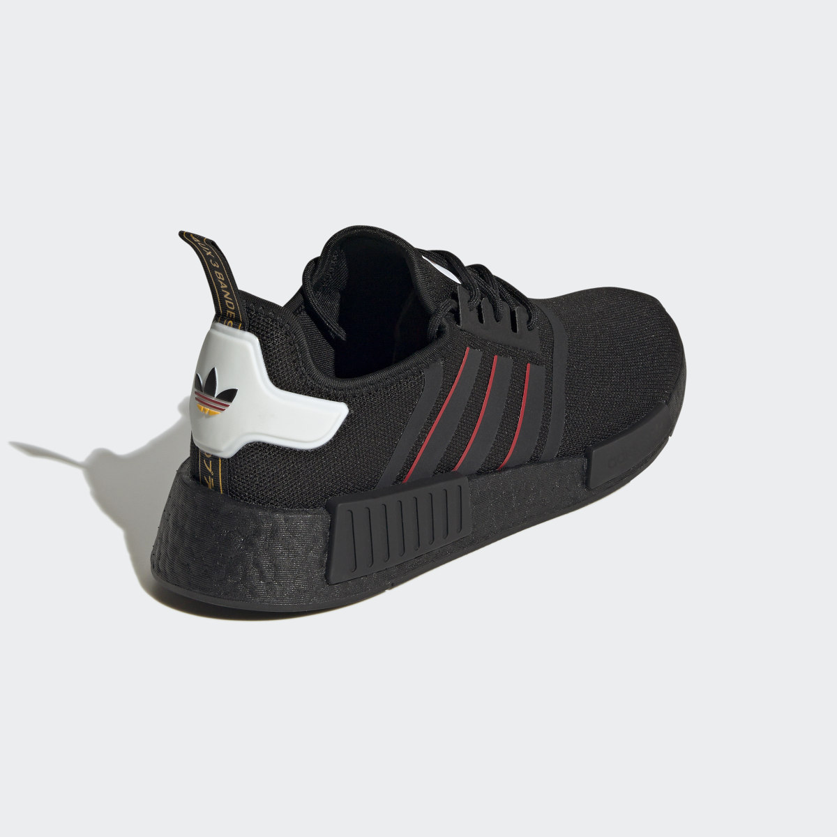 Adidas Chaussure NMD_R1. 6